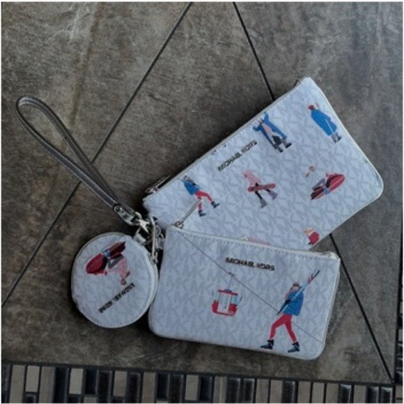 Michael Kors Jet Set Girls Wristlet Trio - Picture 1 of 16